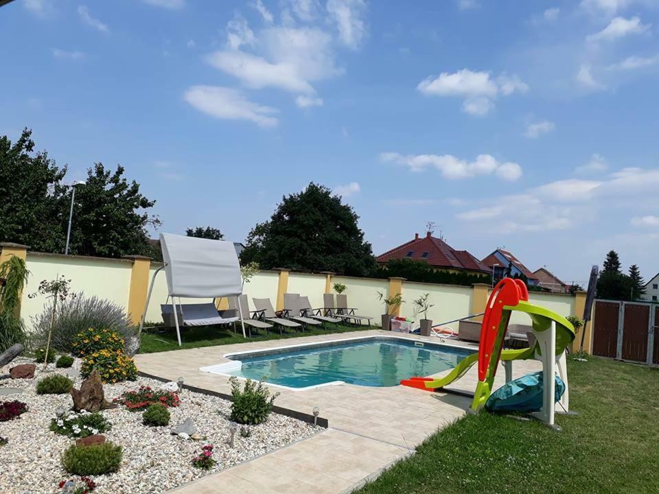 Apartmany Na Kolonade Lednice Ngoại thất bức ảnh